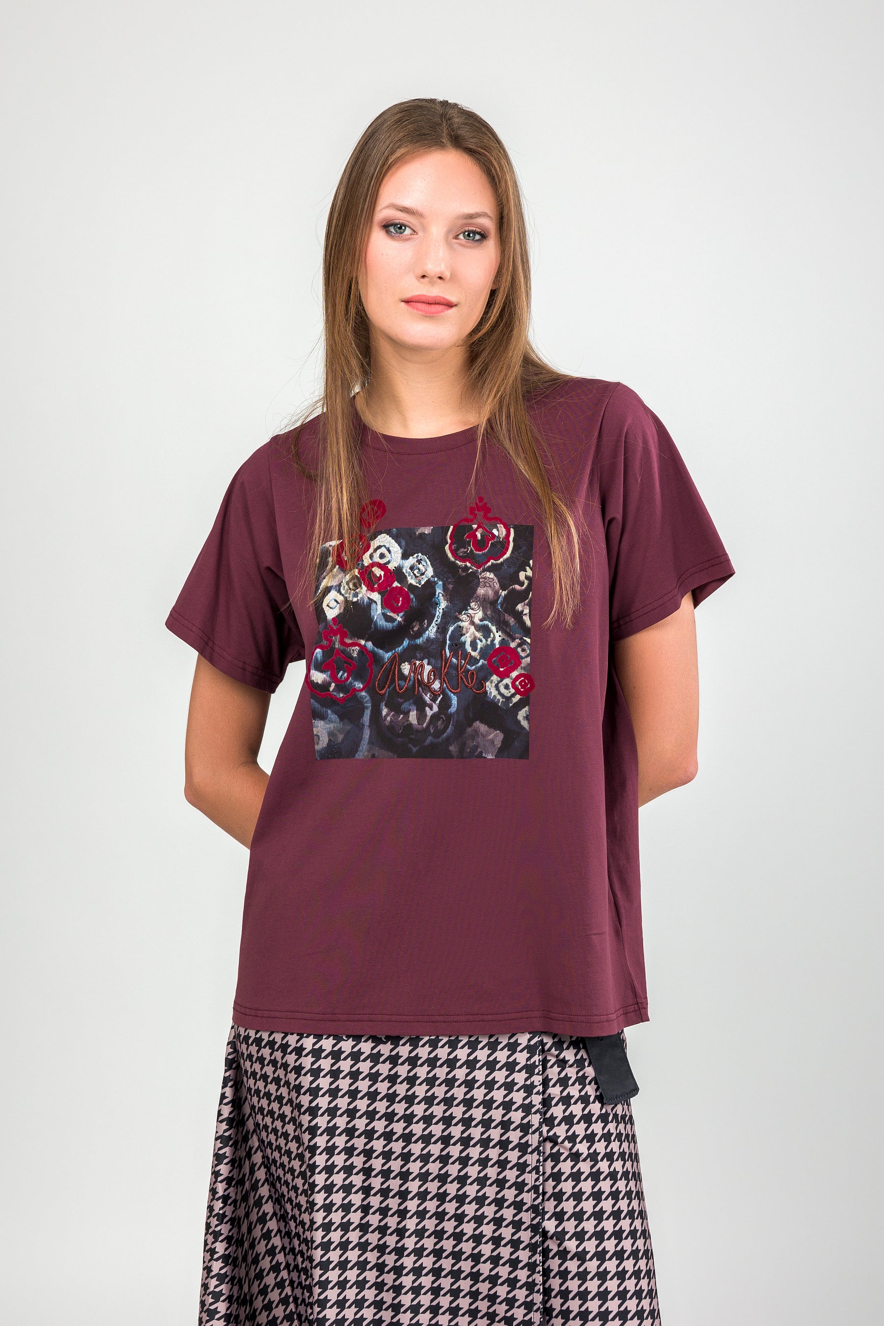 Manifesto burgundy short sleeve T-shirt