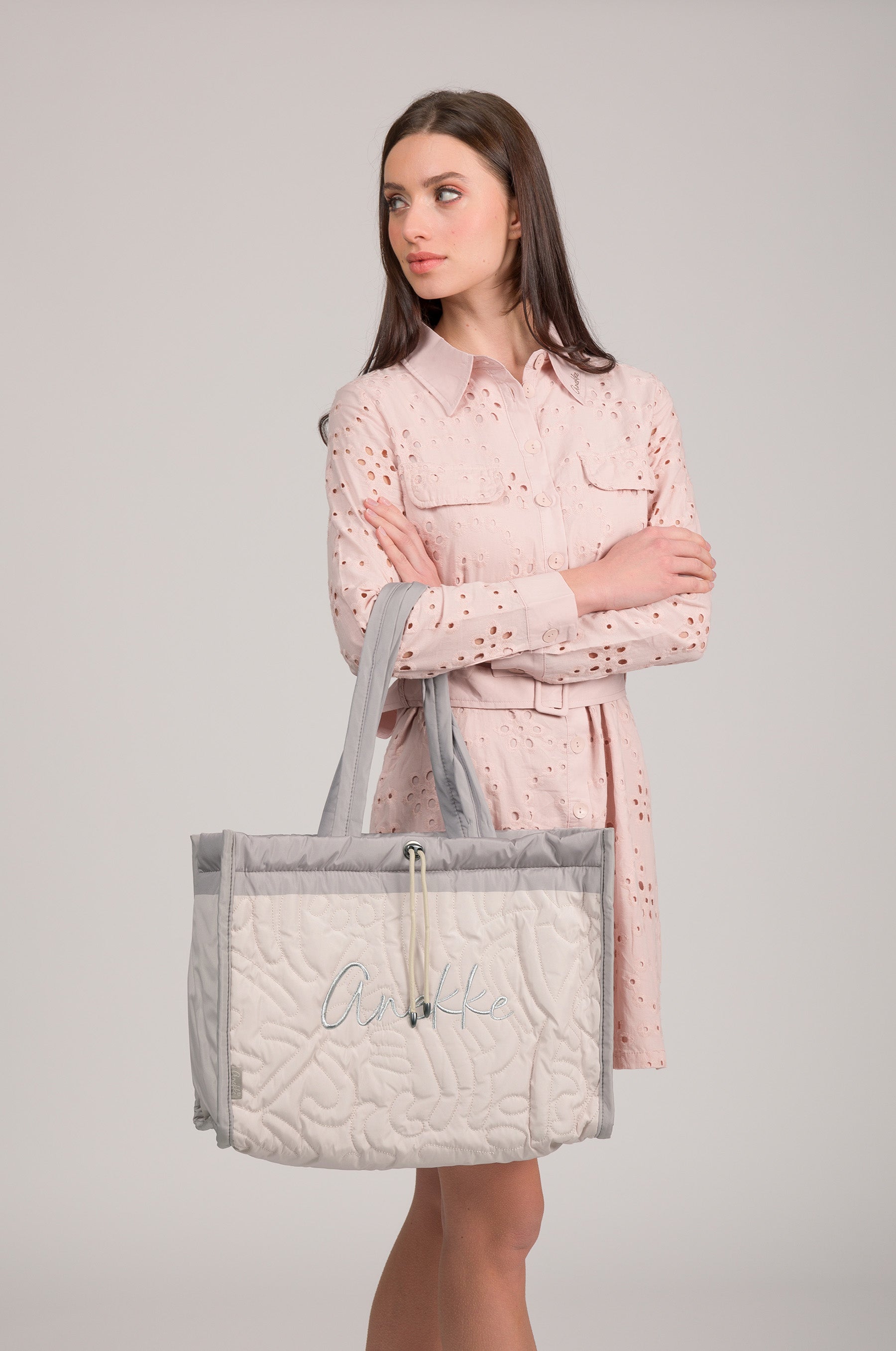 White quilted bag