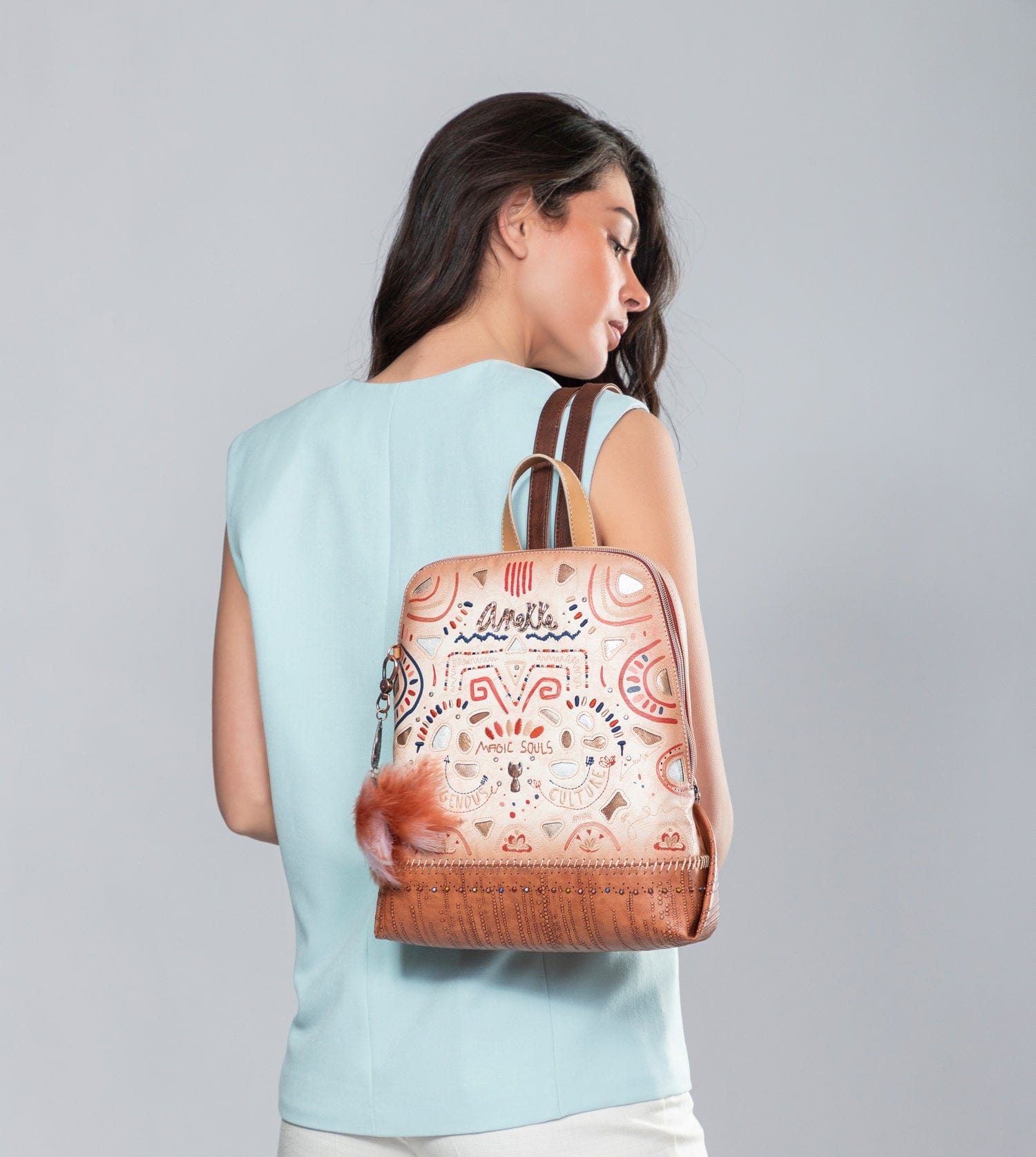 Tribe back pocket messenger bag