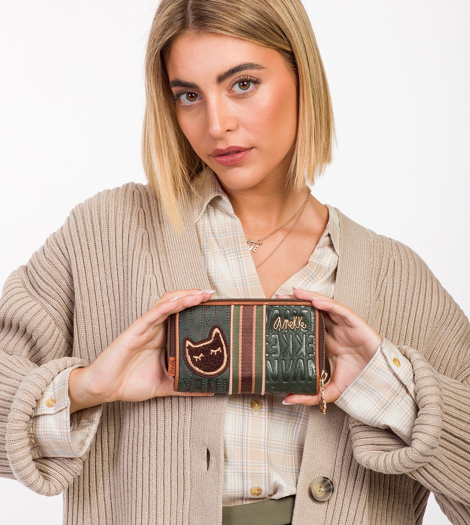 Urban green medium wallet