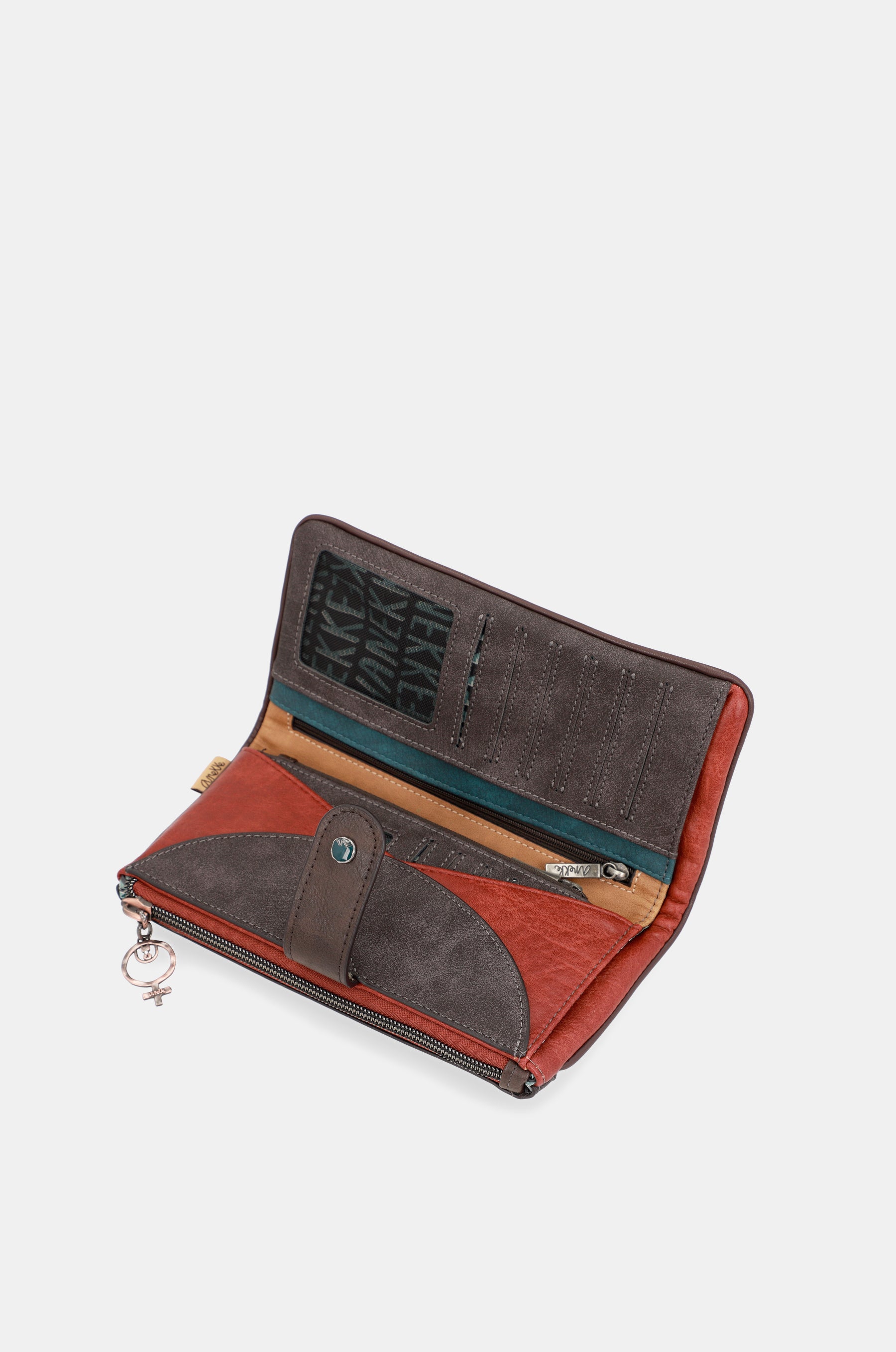 Wallet with removable card holder Voice