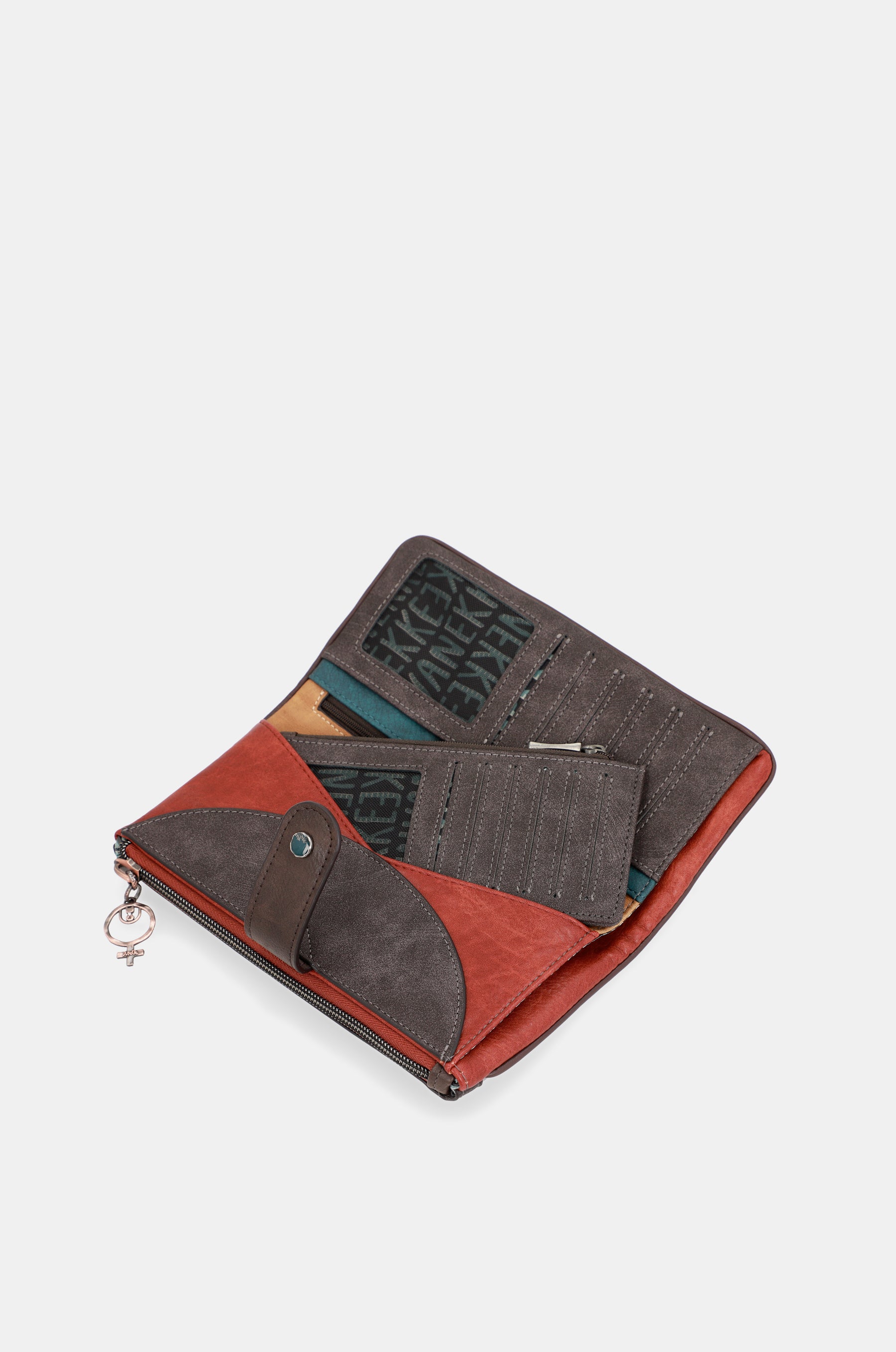 Wallet with removable card holder Voice