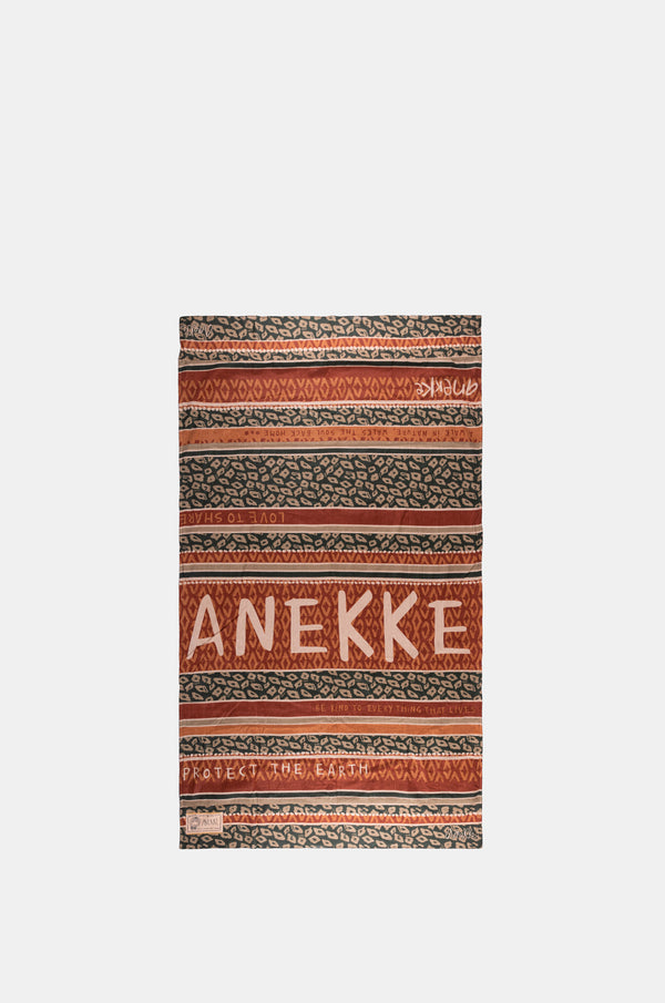 Amazonia leopard print beach towel