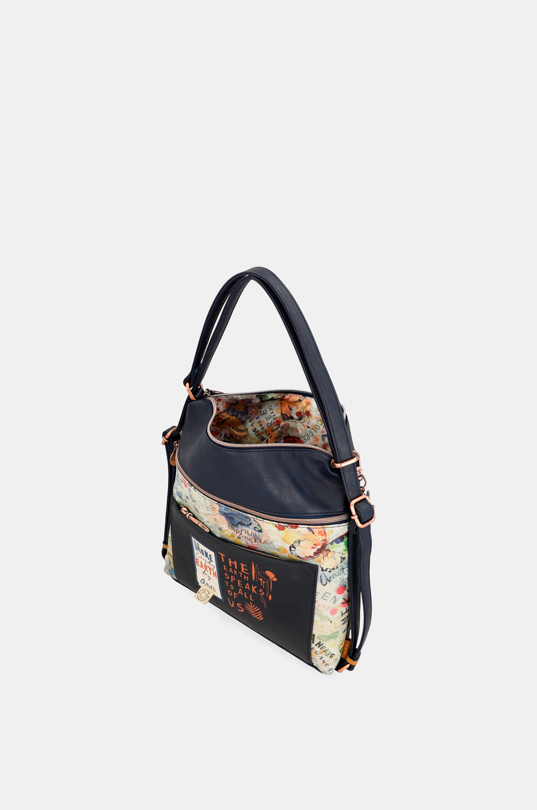 Nature Pachamama convertible navy blue bag into a rucksack