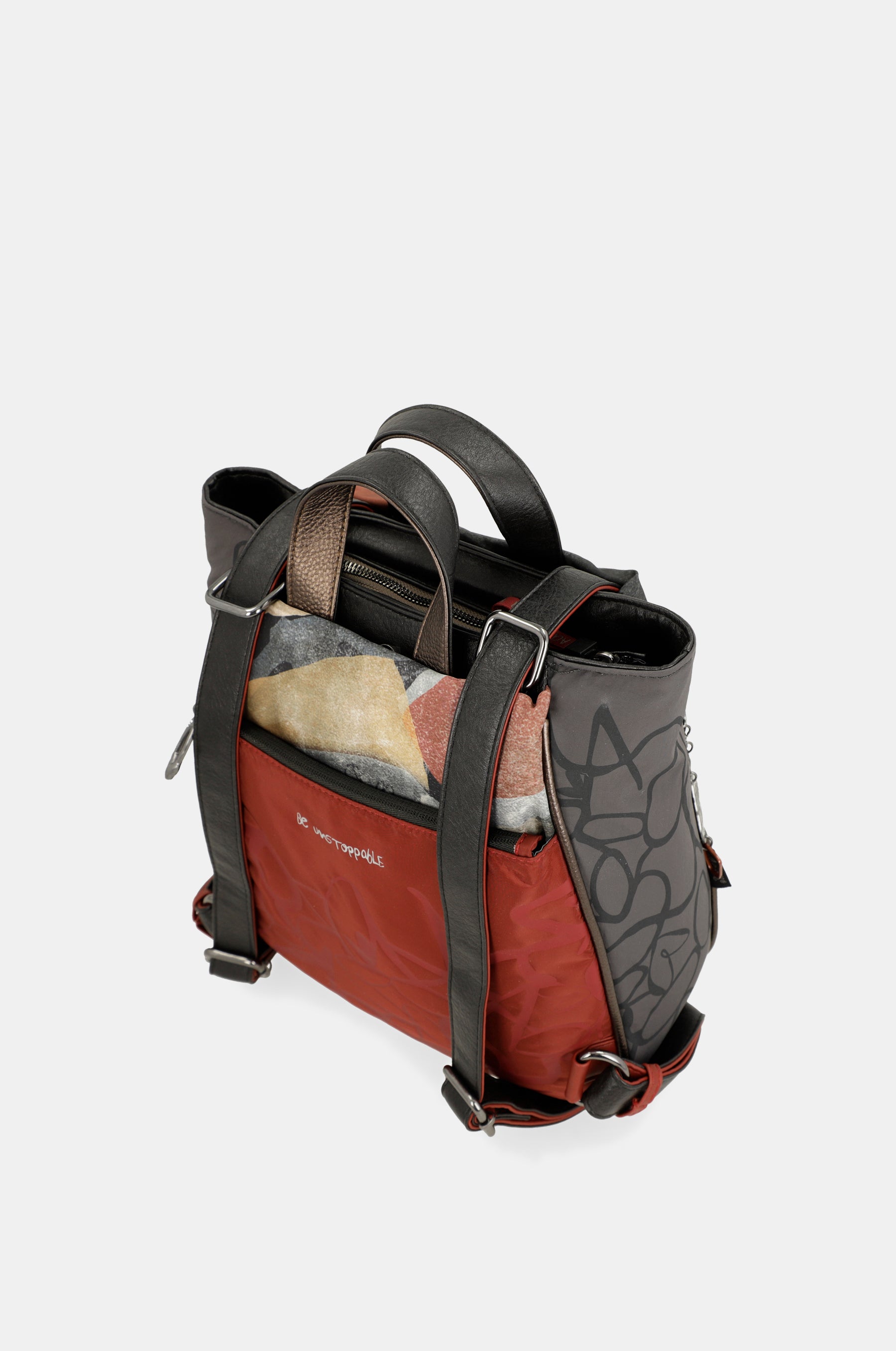 Imaginary medium backpack