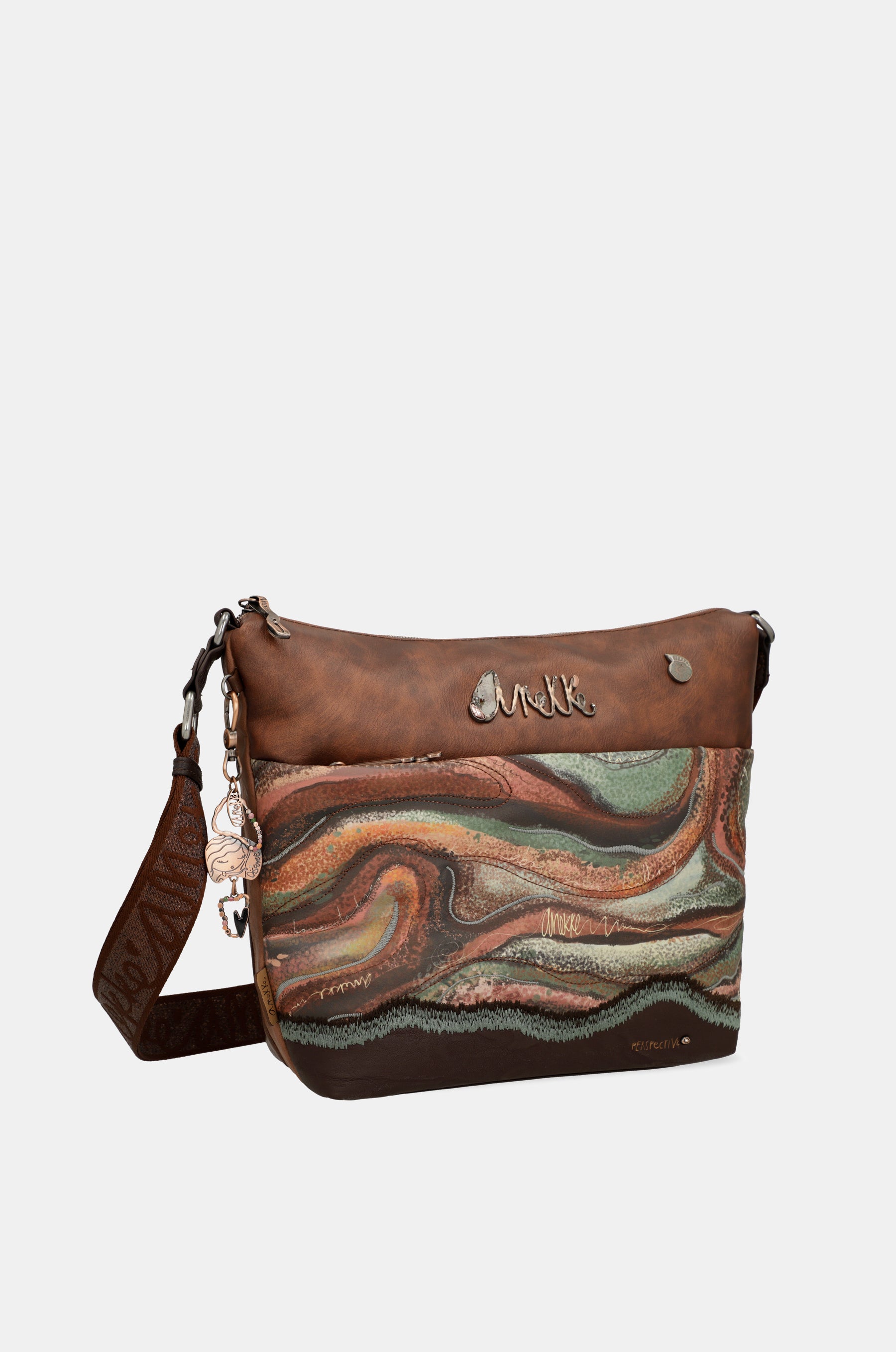 Outer large crossbody bag with pockets