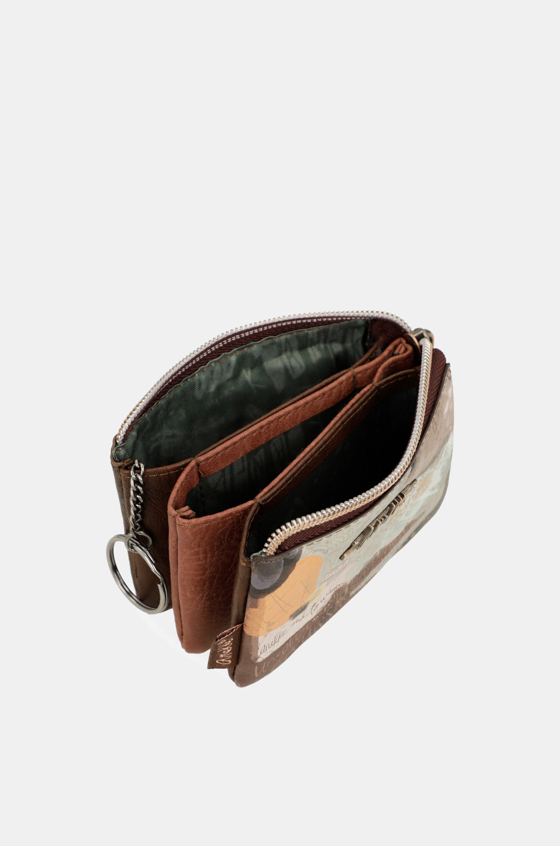 Outer 3-compartment coin purse
