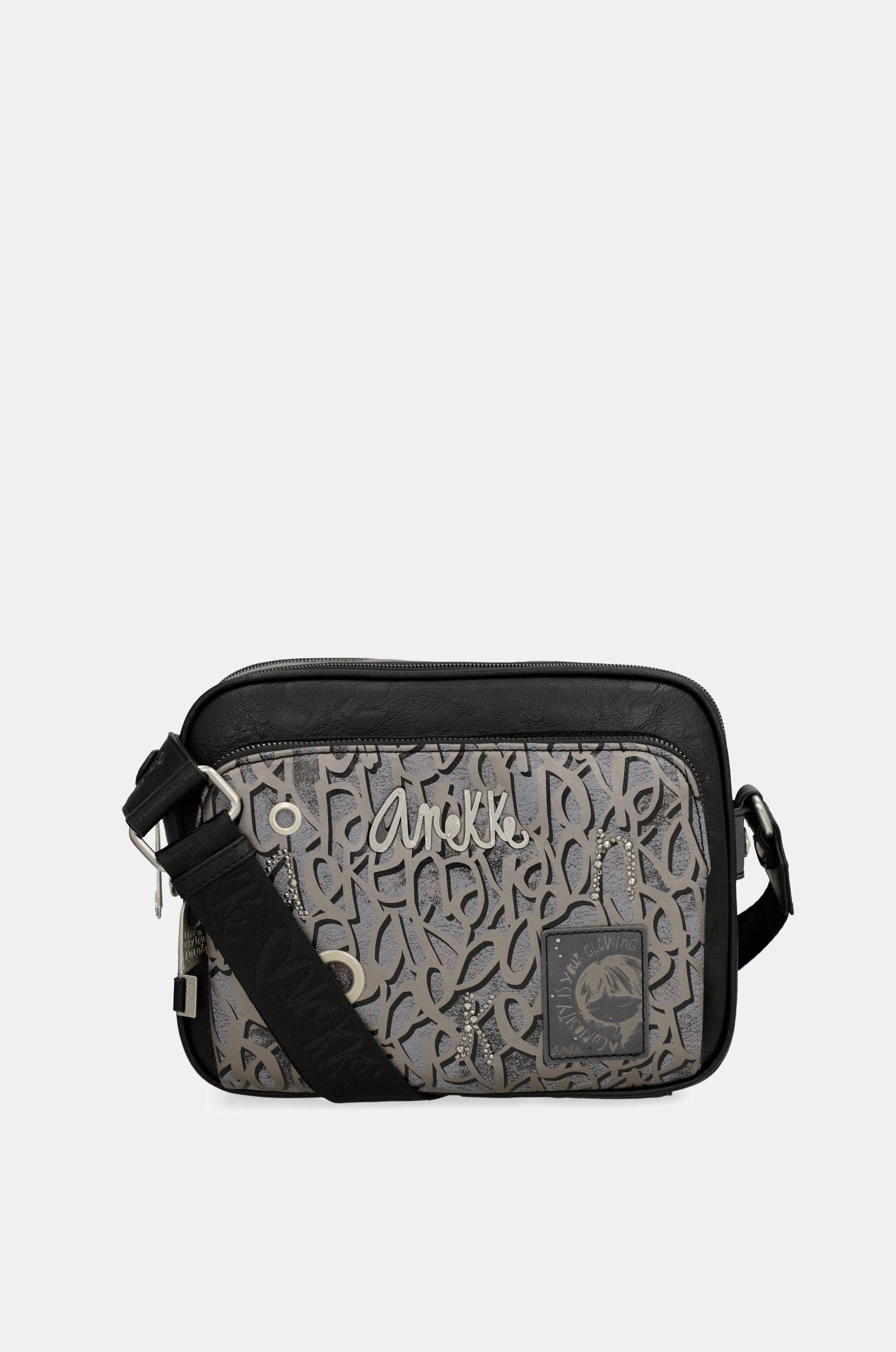 Crust medium crossbody bag with pockets