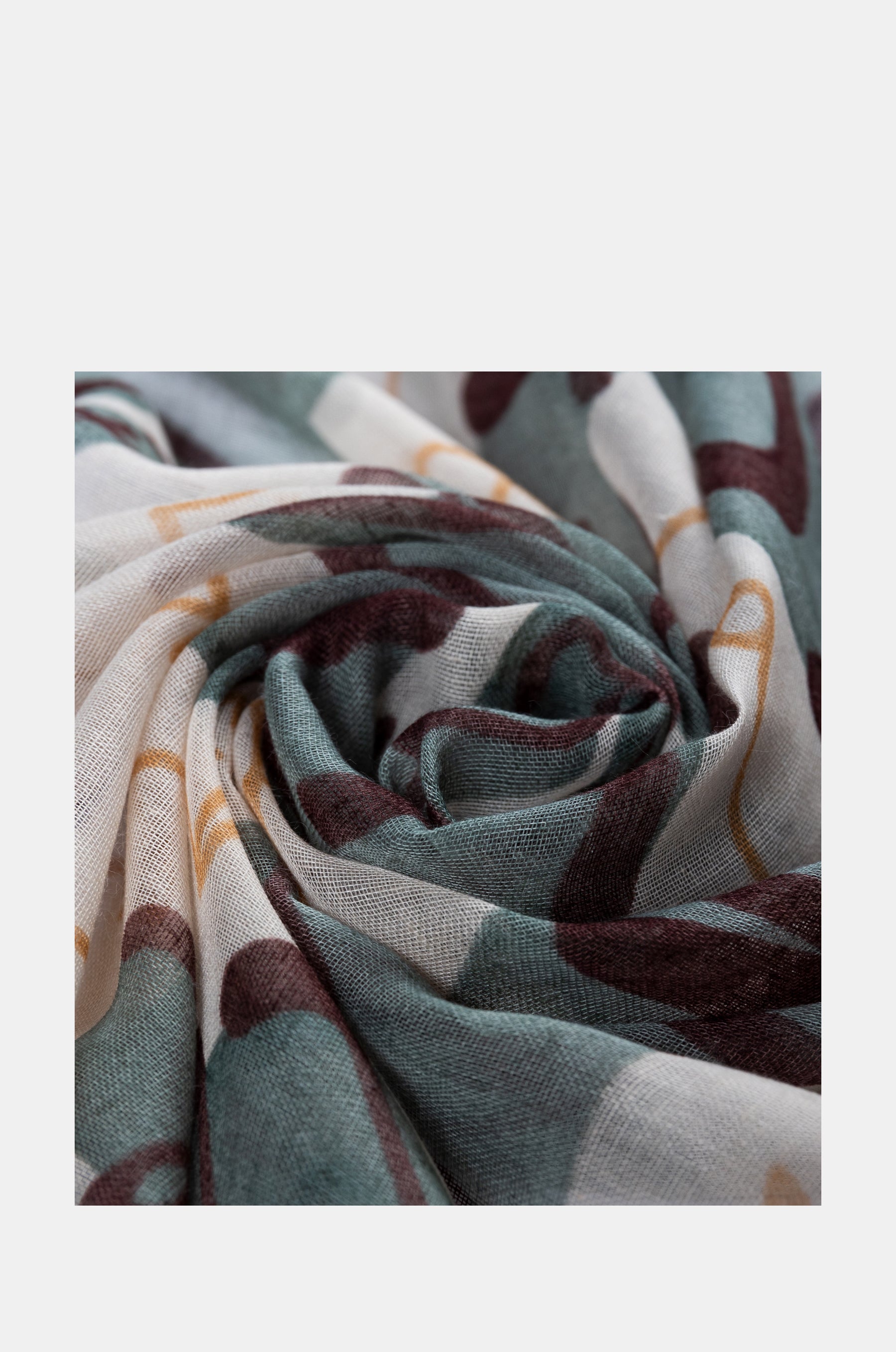 Alegría logomania scarf