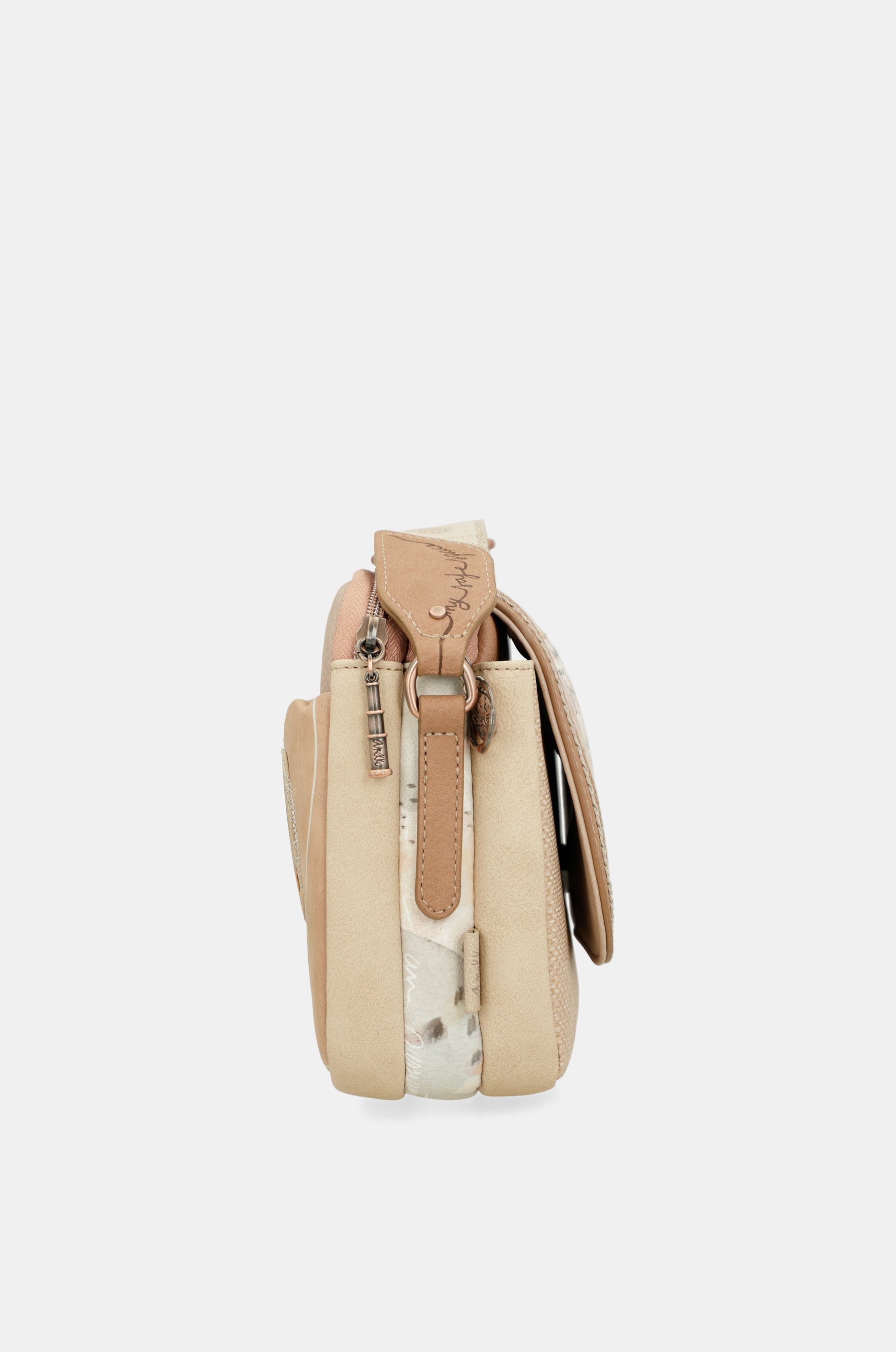 Oval flap crossbody bag Memories