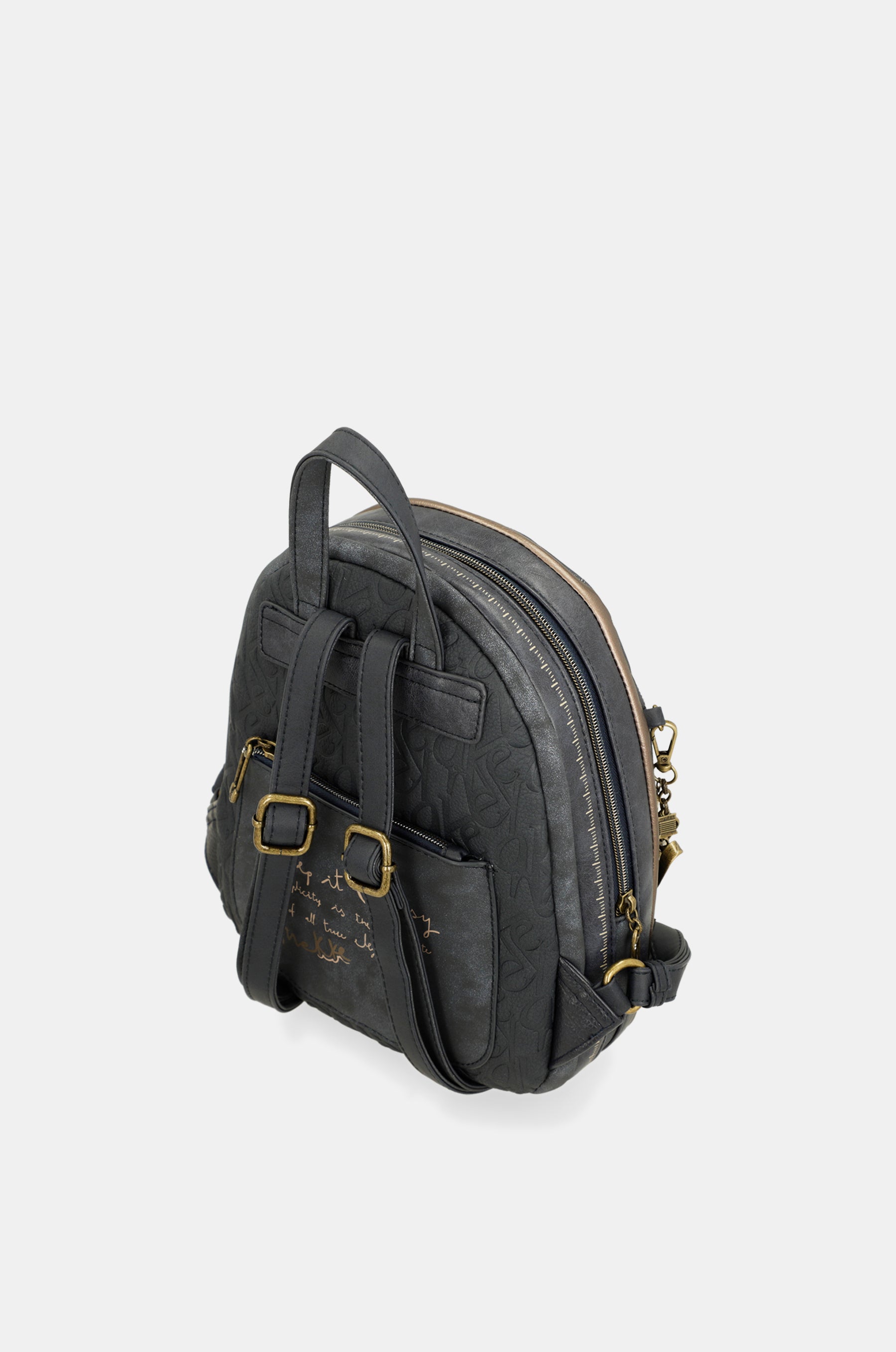 Boutique medium backpack for leisure use