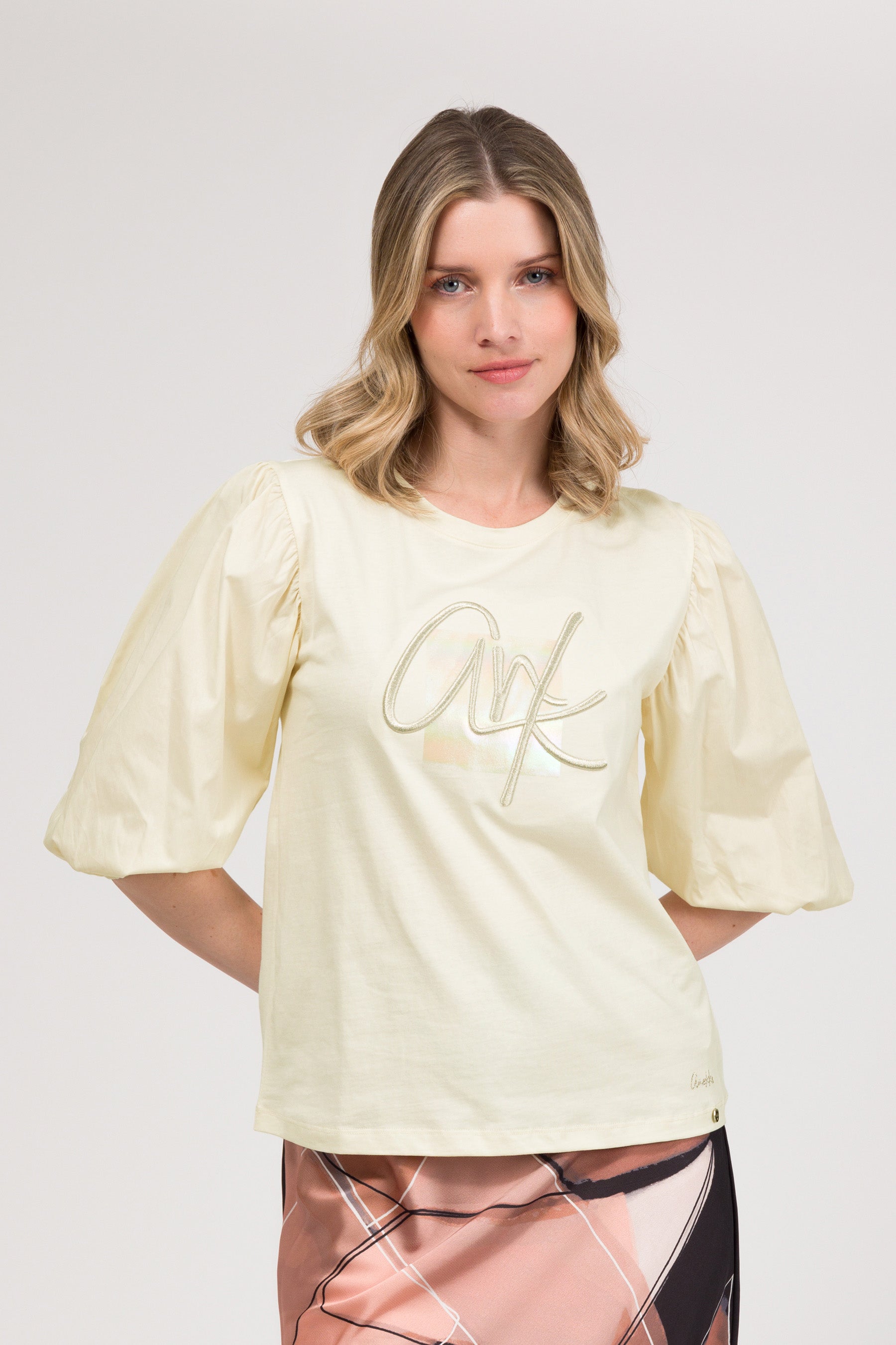 Beige puff-sleeve T-shirt