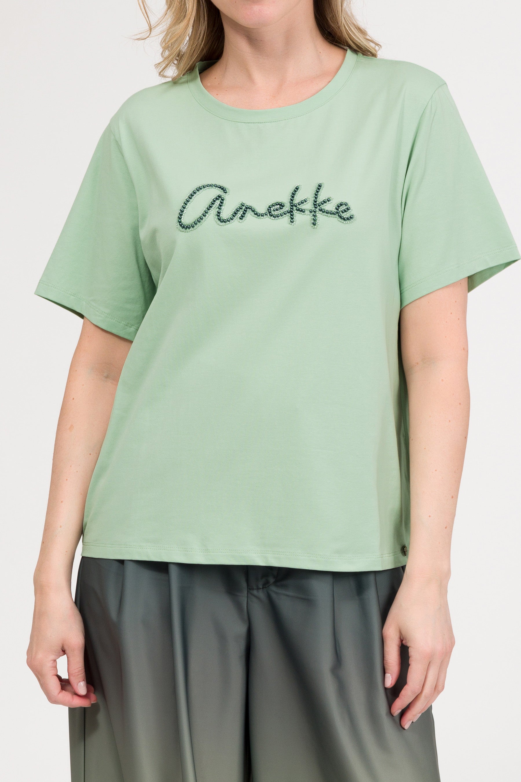 T-shirt with logo