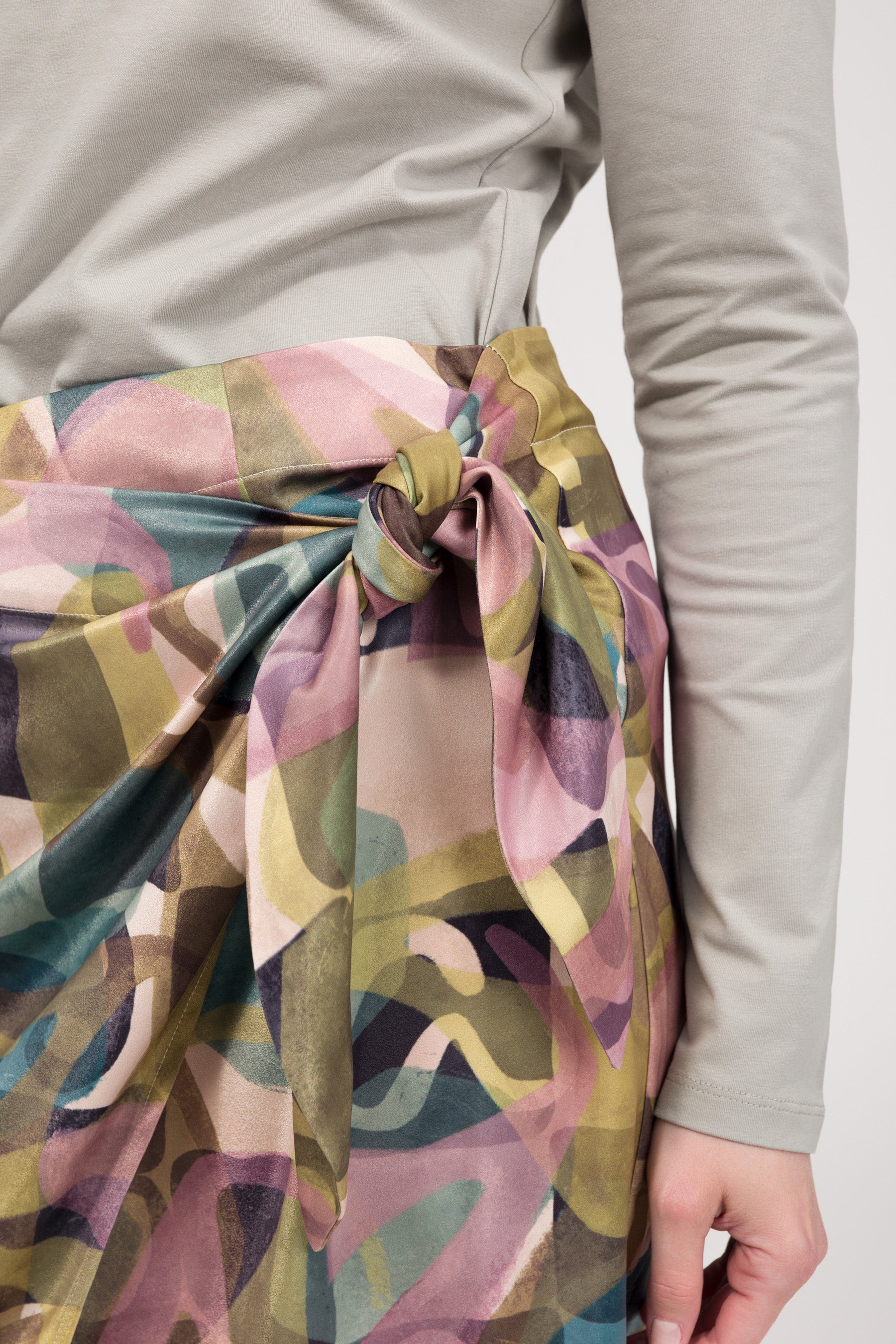 Sarong-style skirt Amphora