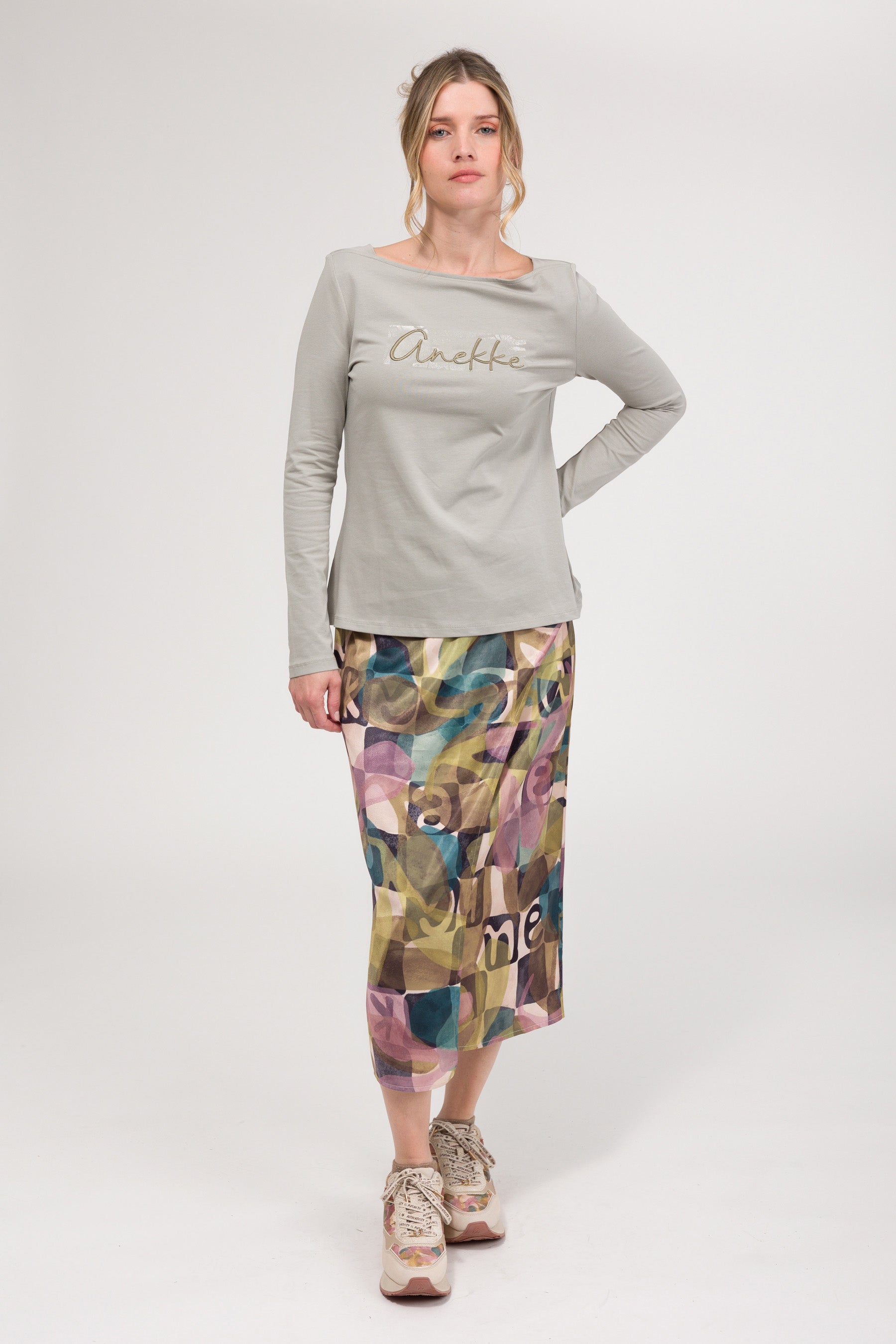 Sarong-style skirt Amphora