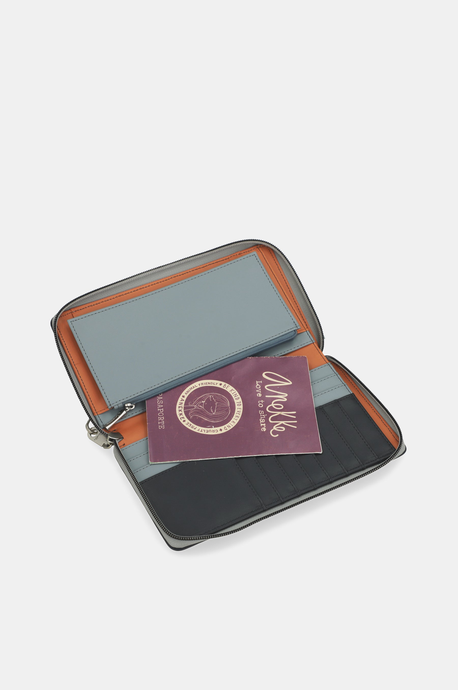 Passport wallet Sophia