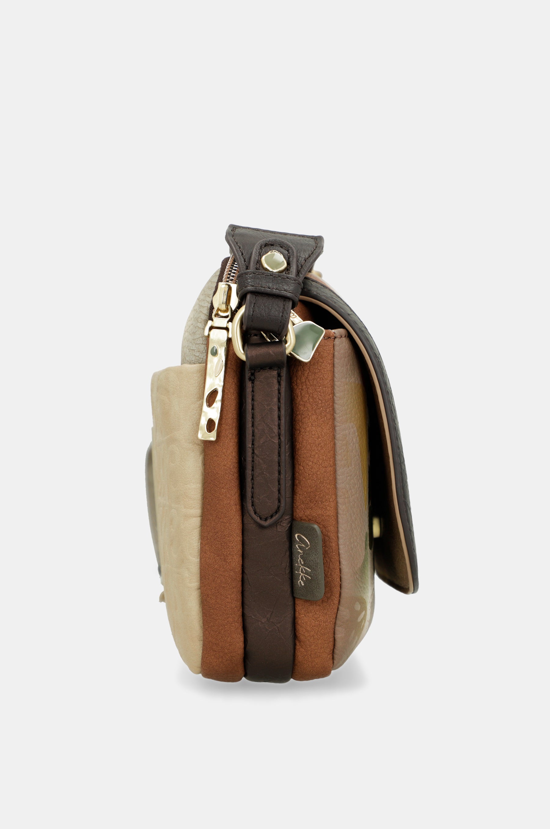 Crossbody bag Amphora with flap