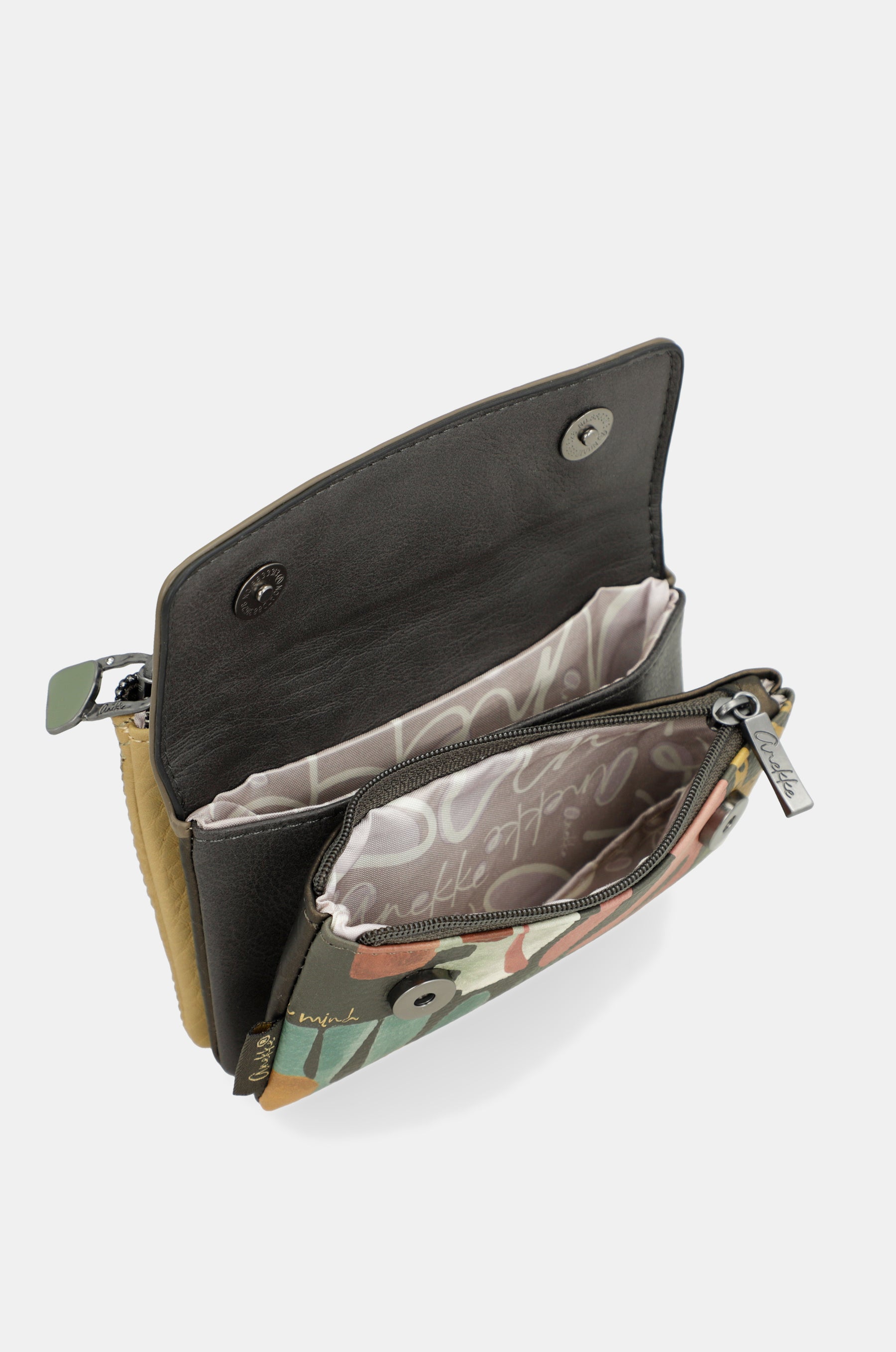 Purse Amphora with flap