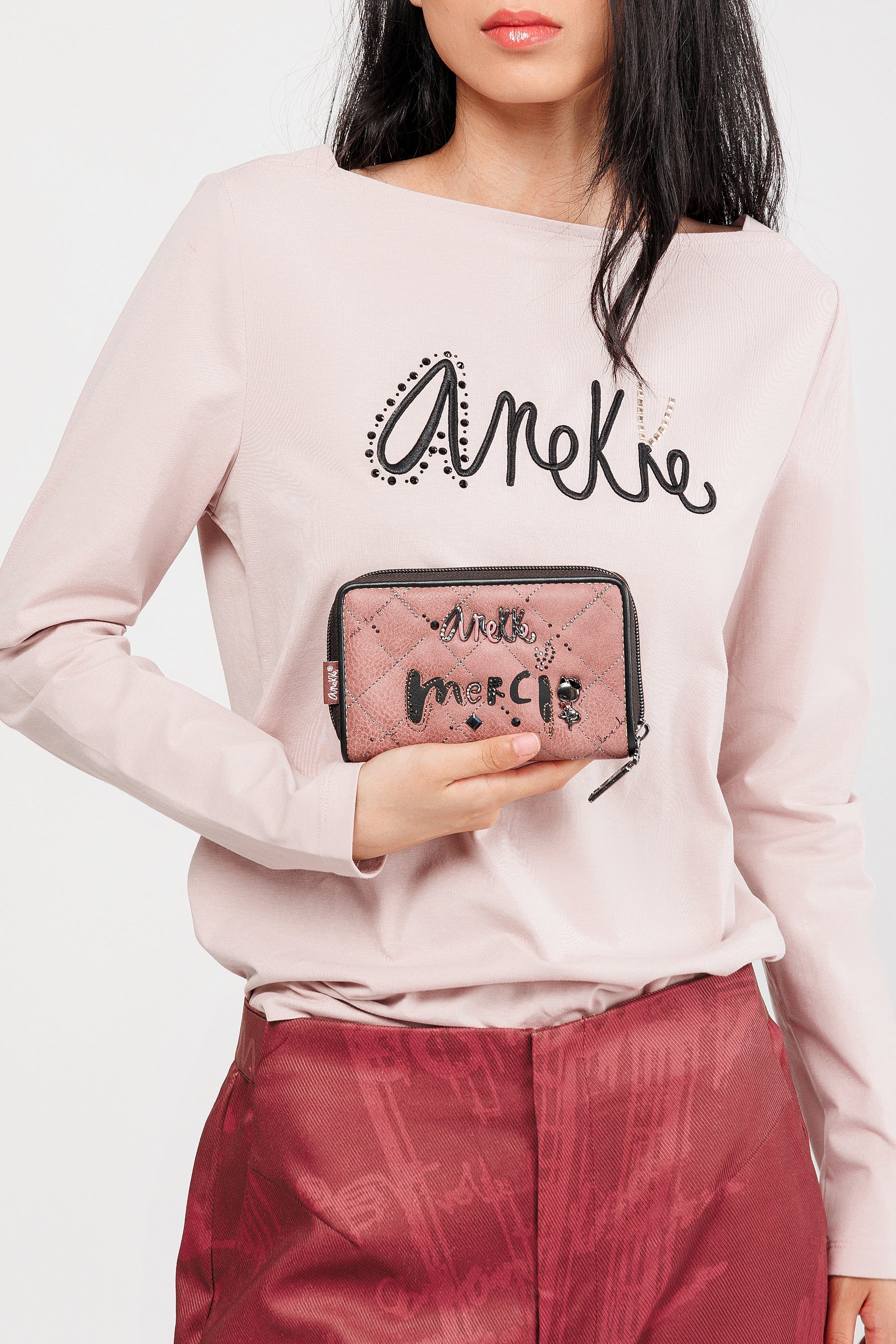 Parisian medium wallet