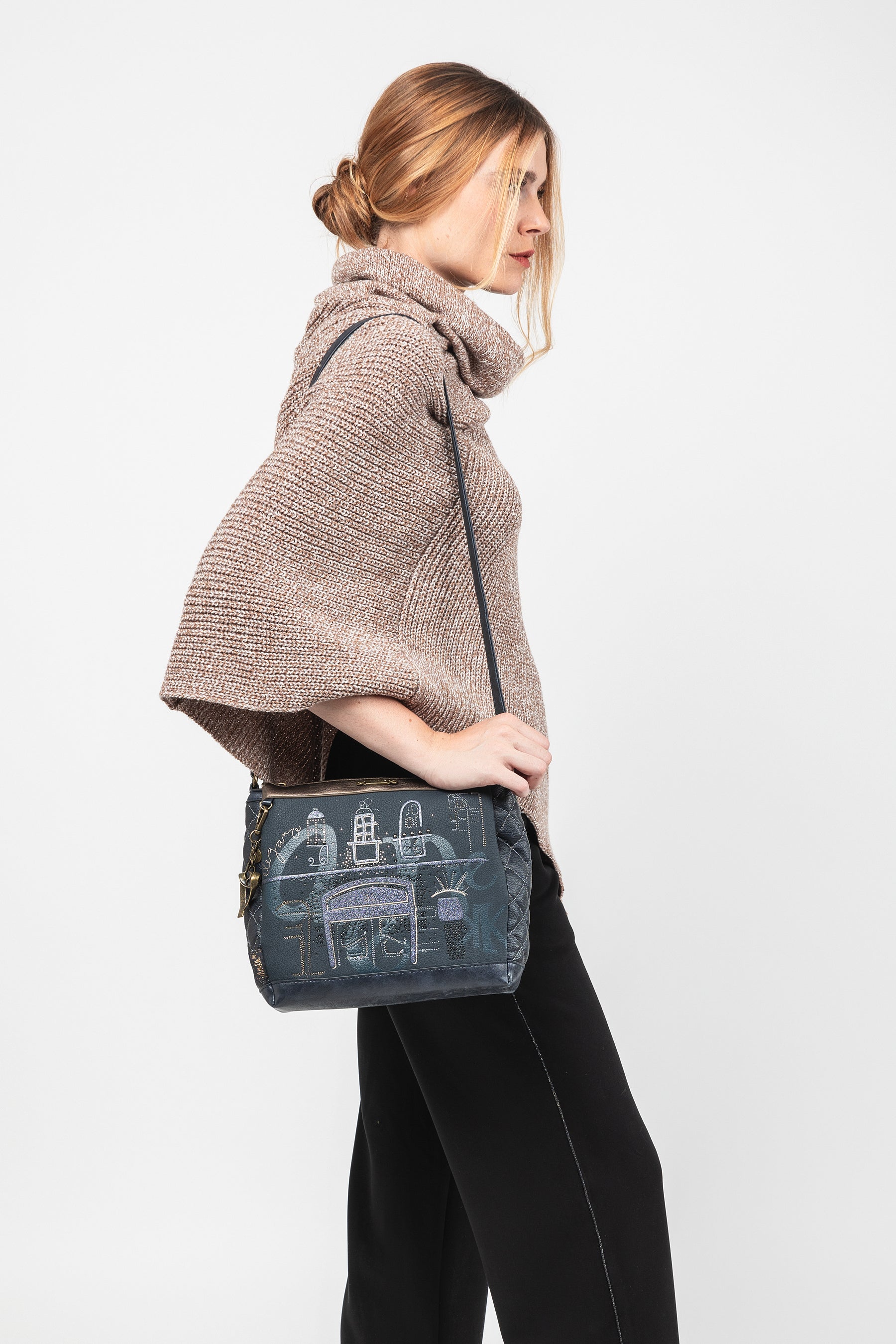 Boutique crossbody bag