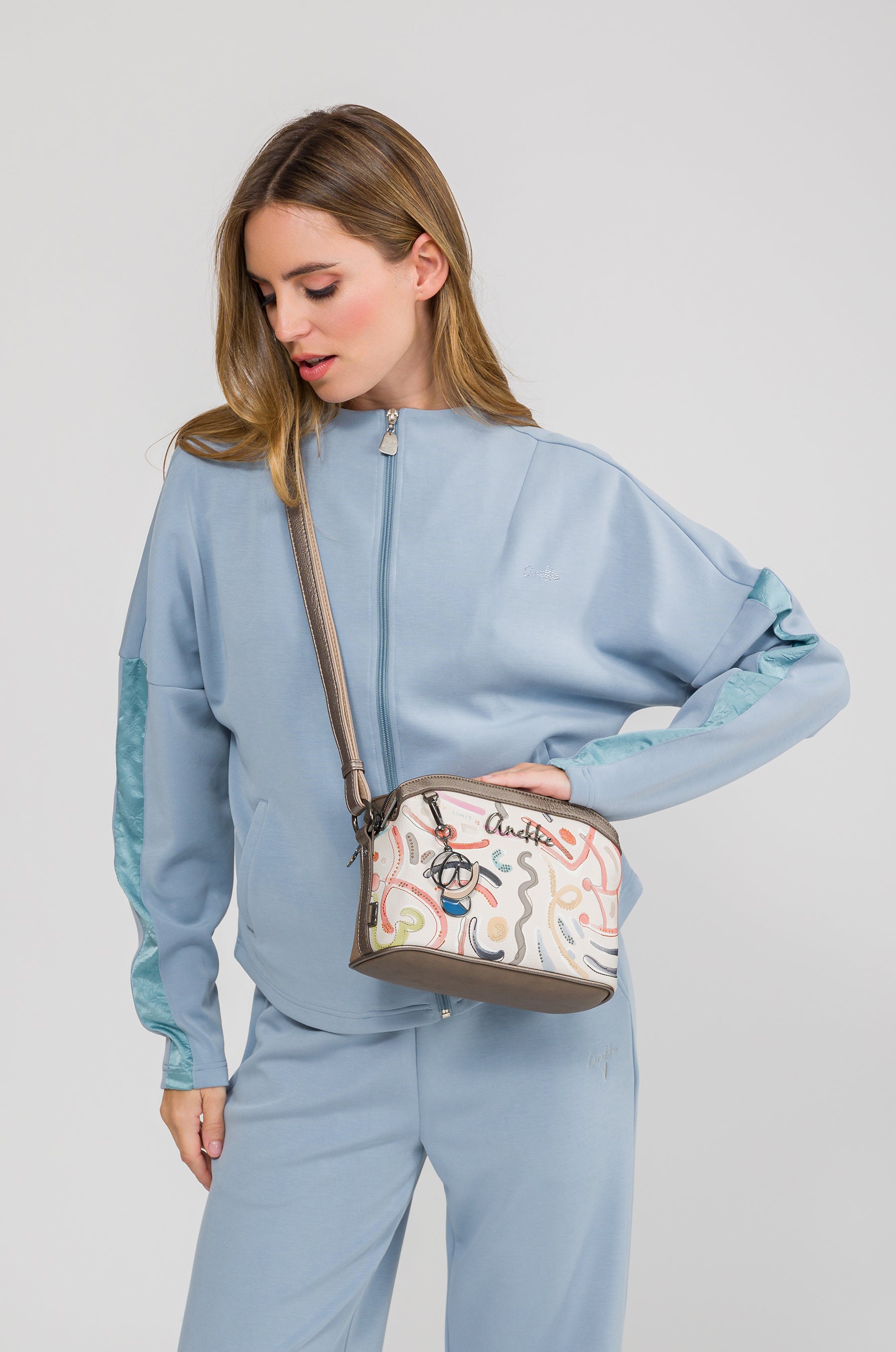 Triple-compartment crossbody bag Olympia