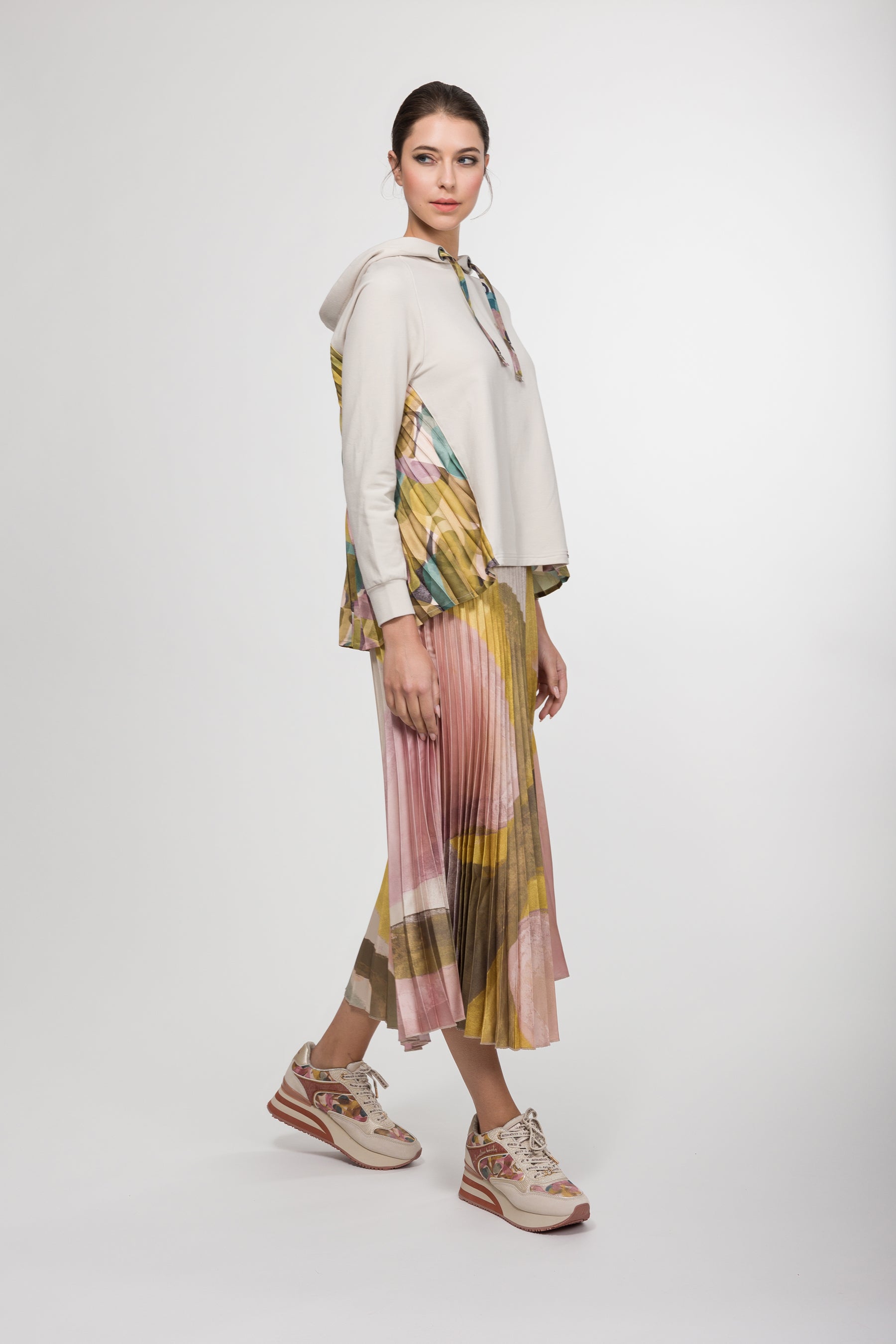 Pink and beige Bloom sneakers