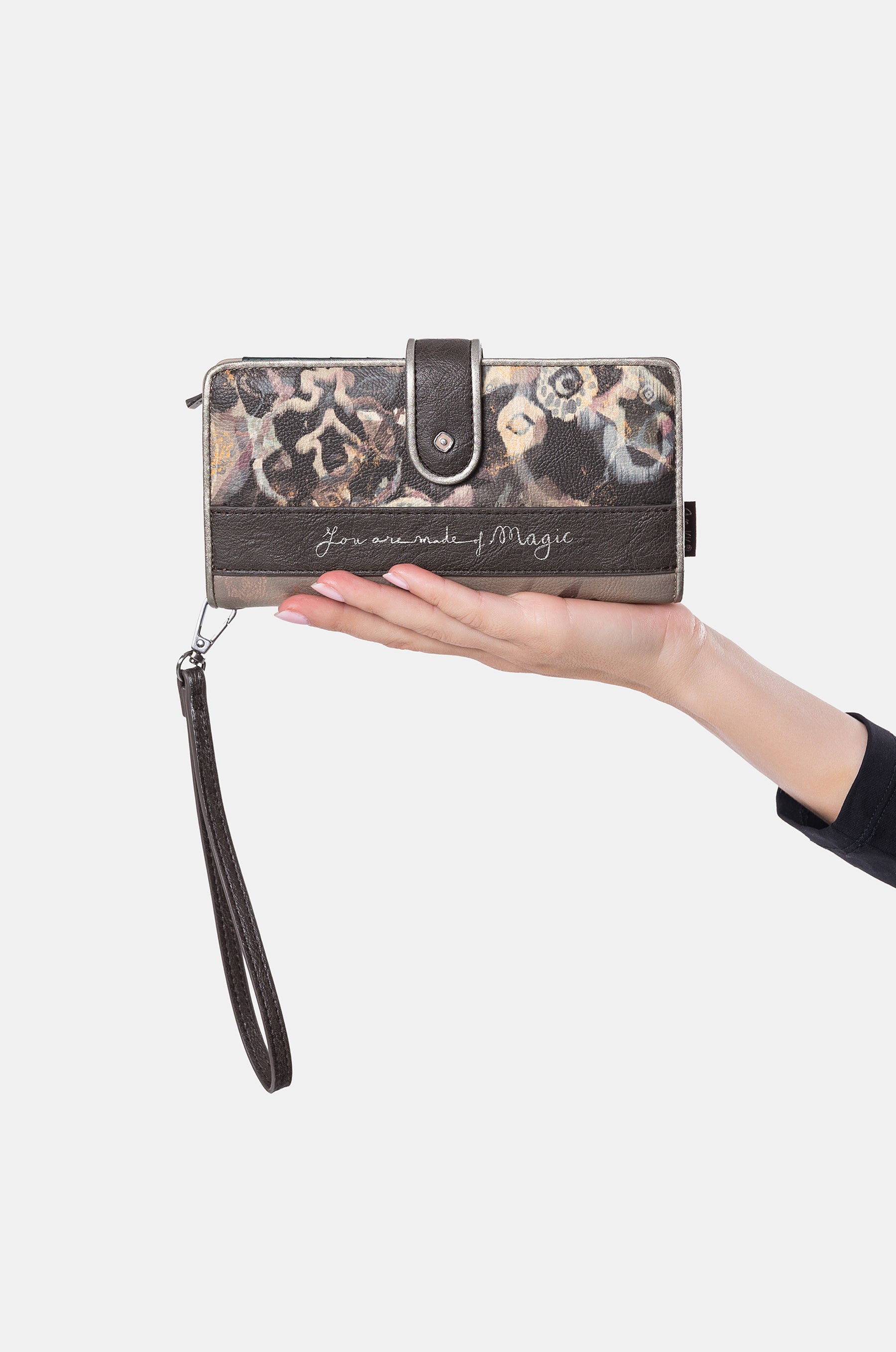 Real large RFID wallet