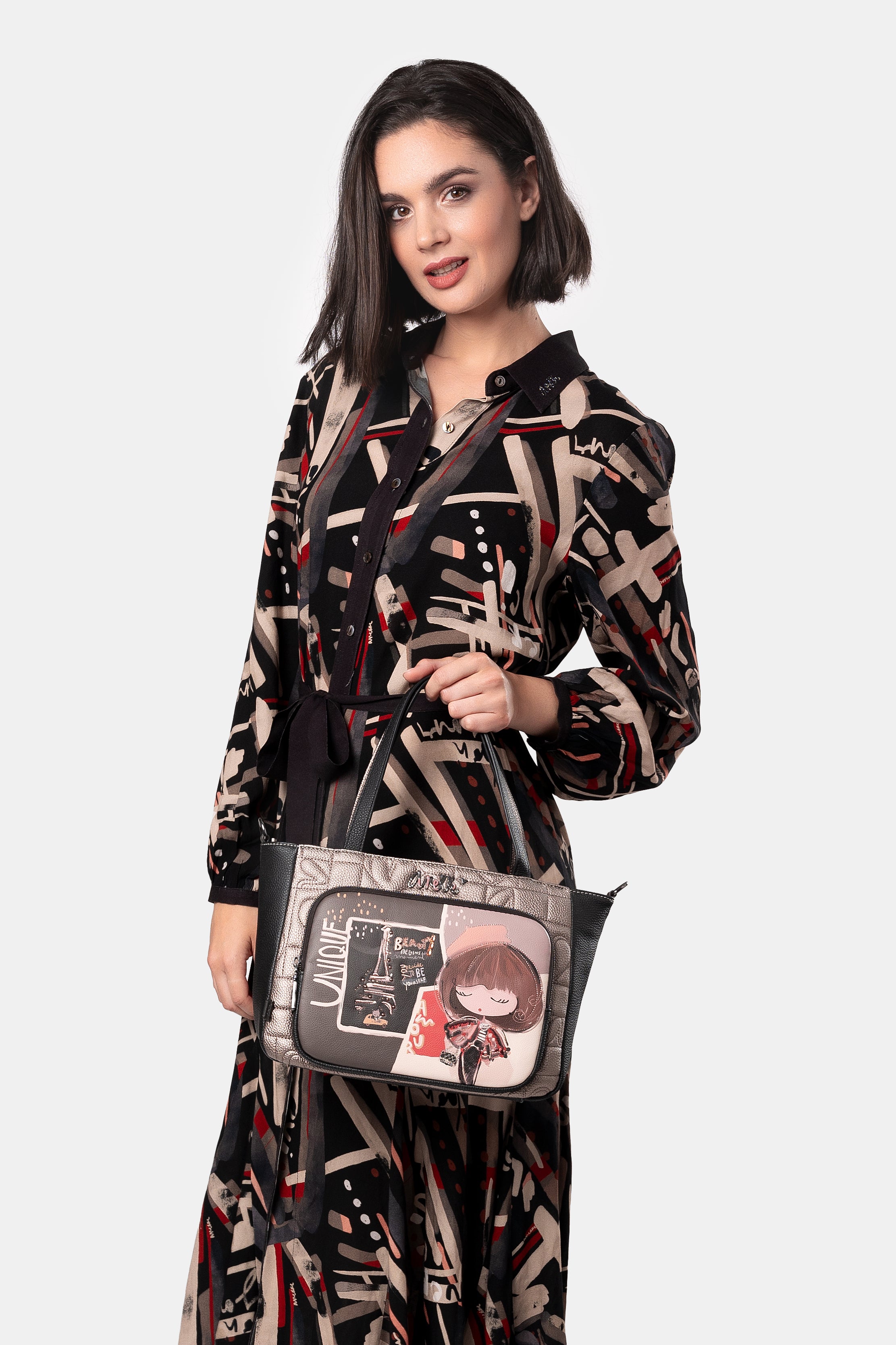 Mademoiselle shoulder bag with shoulder strap