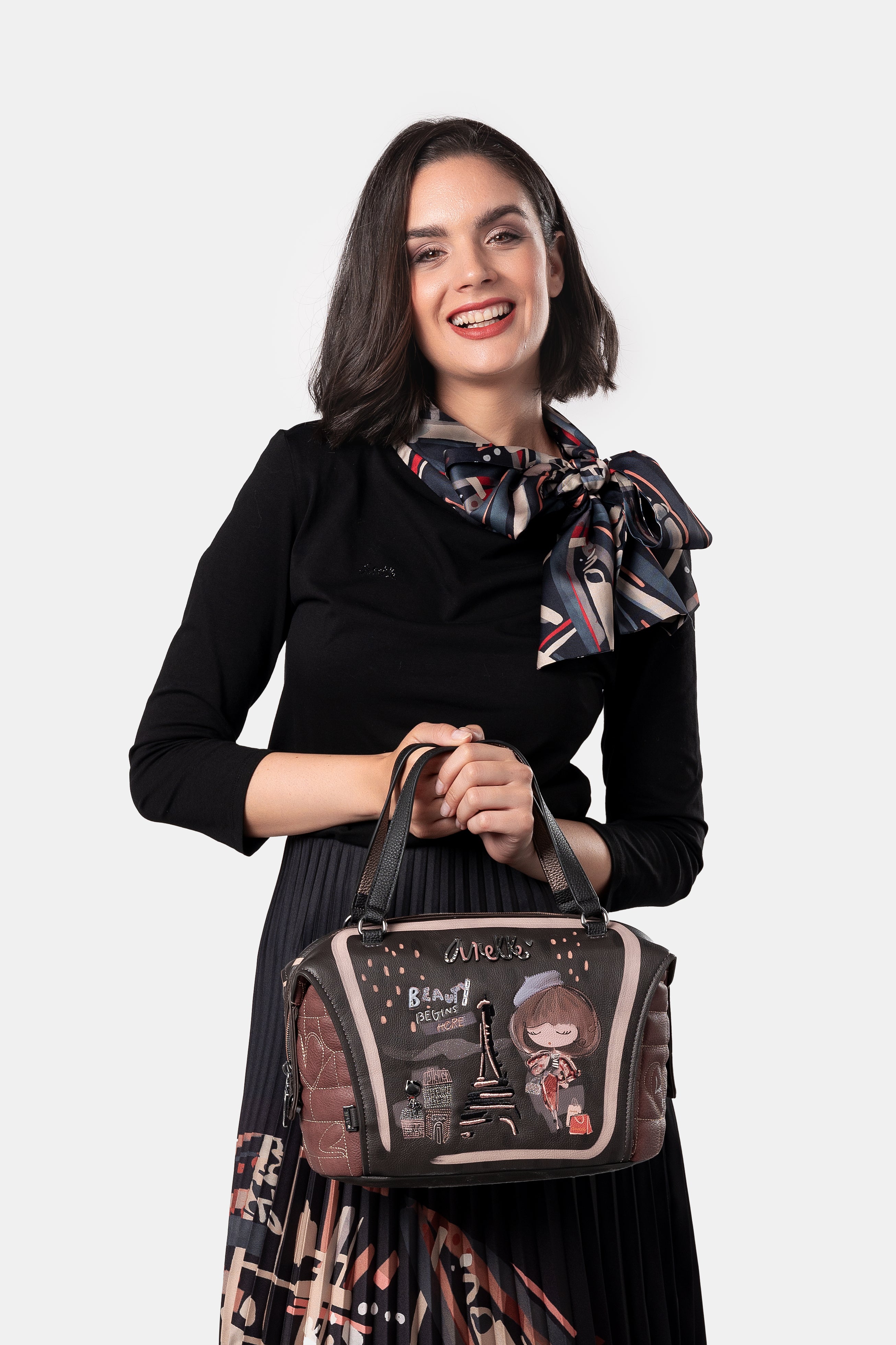 Mademoiselle handbag with shoulder strap