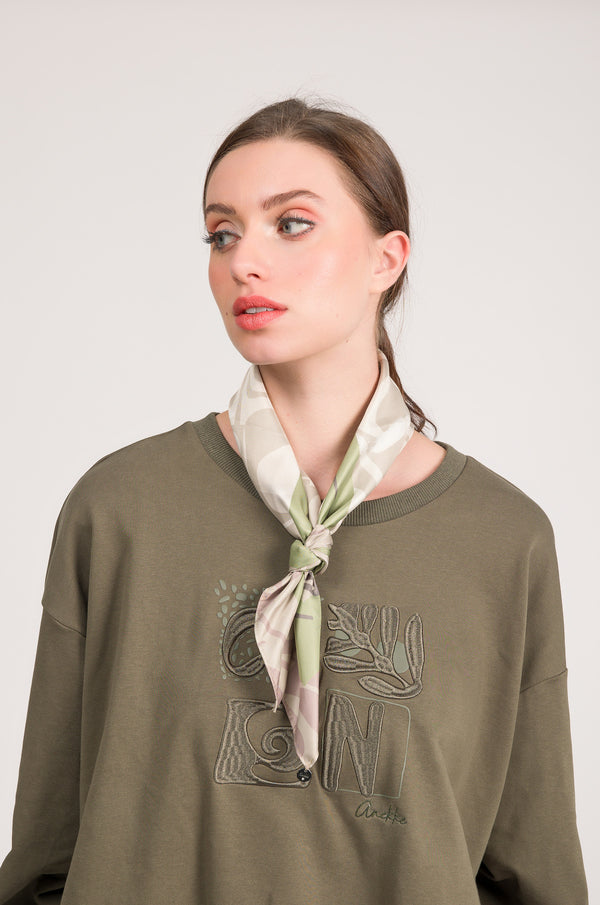 Printed square scarf Muse