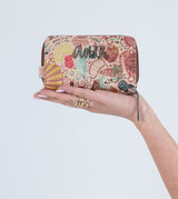 Kenya Wallet with a zip