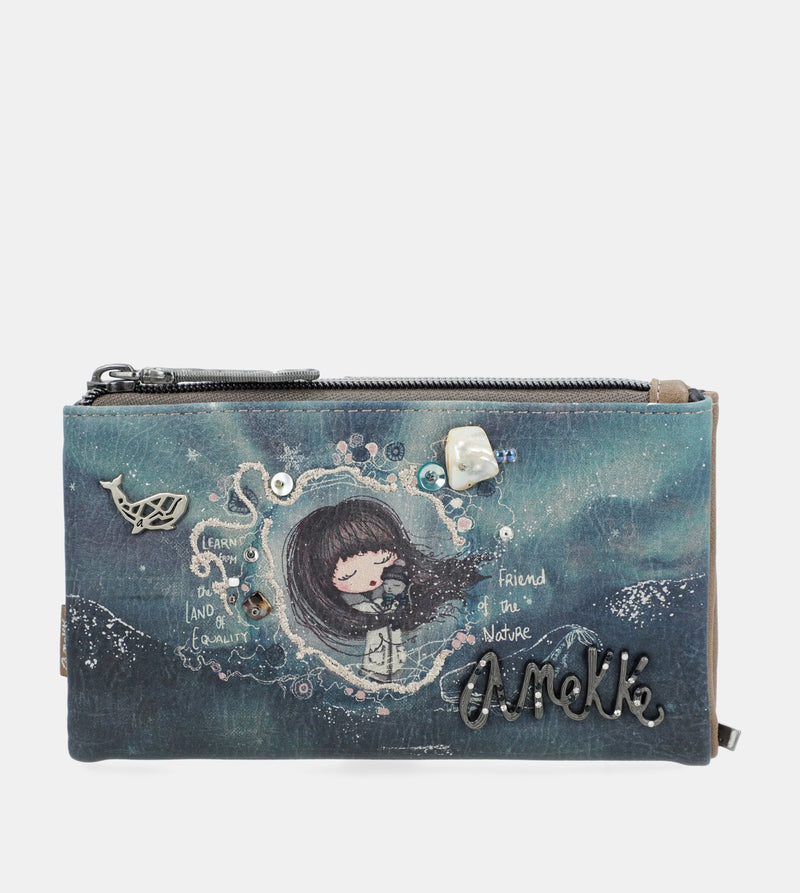 Cool Iceland wallet with a zip closure
