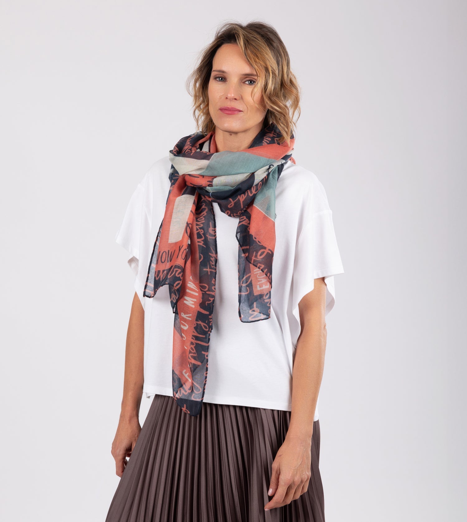 Passion scarf