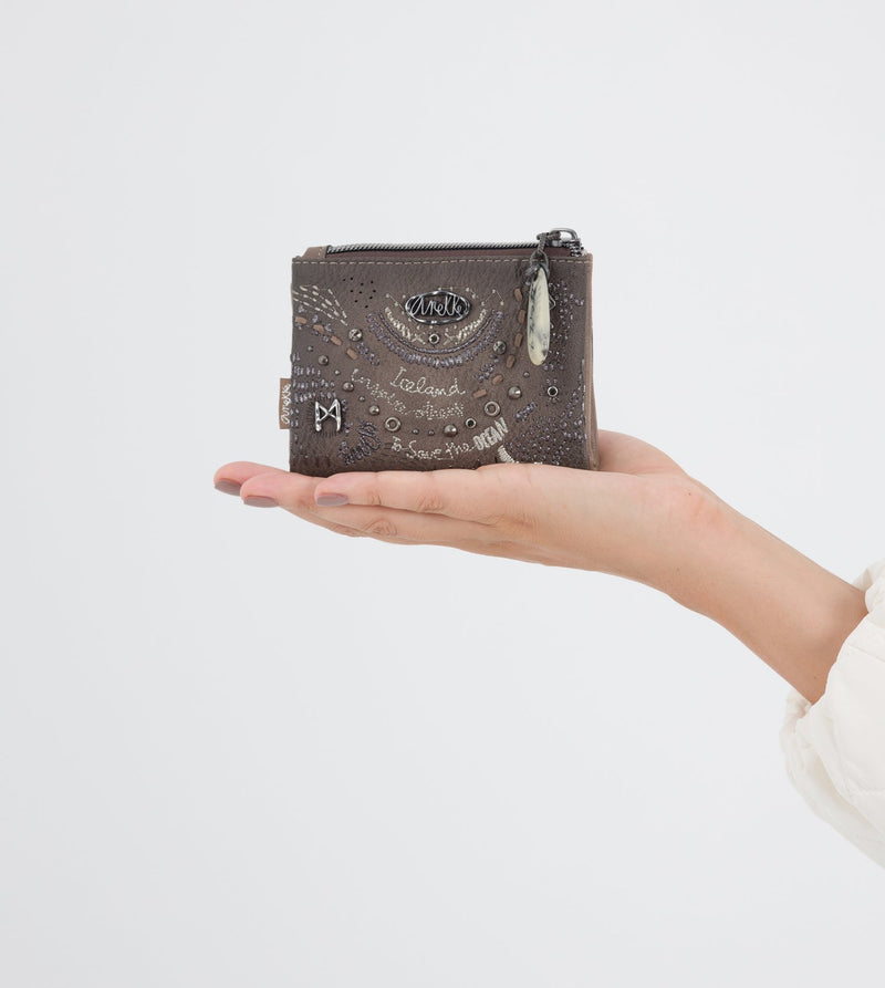 Rune brown wallet