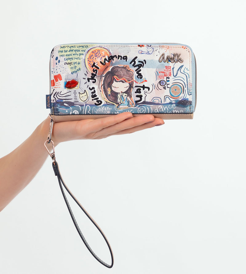 Fun & Music zippered wallet